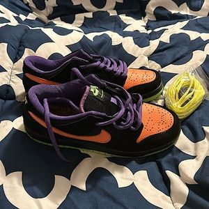 Nike SB Trick or Treat Shoes